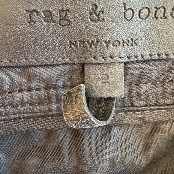 Rag & Bone Brandon Shorts – Dark Indigo, Silver Snaps, Size 2 - Picture 5 of 8